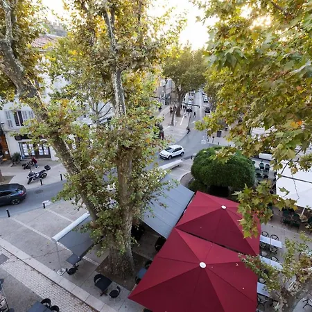 Appartement Open Sky Industry Hyper Centre Fontaine Moussue Salon-de-Provence